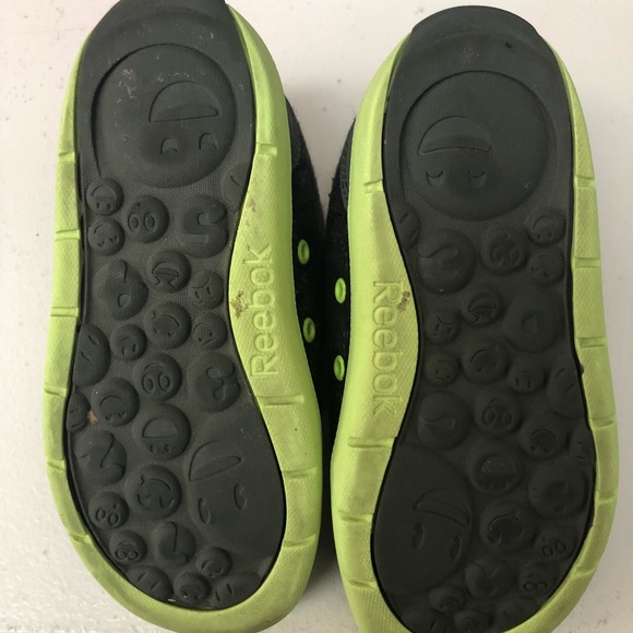 Toddler Reebok Sneakers - Picture 5 of 6